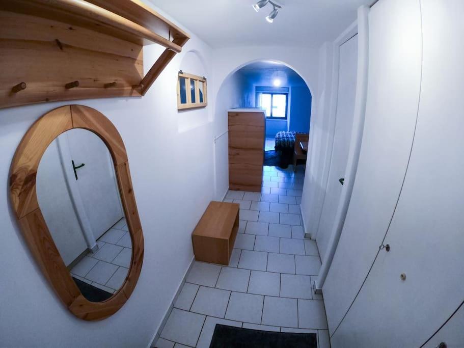 Private Apartment With Parking Spot In The Center Флимс Экстерьер фото